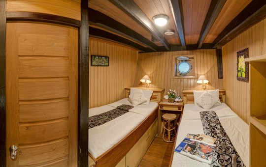 Sea Safari 8 Twin Cabin